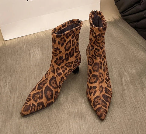 Fashion Pointed Toe Short Booties Designer Leopard Print Boots CODE: KAR4731