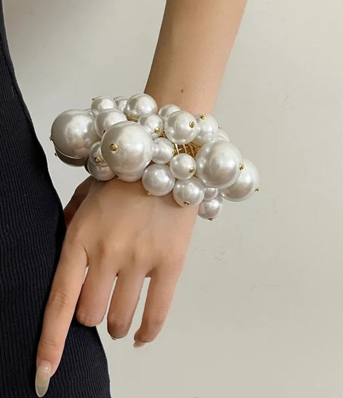 New Hyperbole Pearls Cuff Bangles CODE: KAR4984