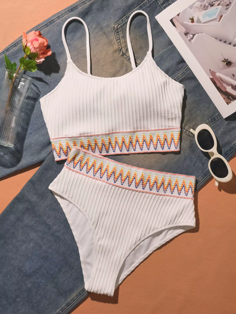 New Stylish Padded Sleeveless Two-Piece Swimsuit CODE: KAR3717