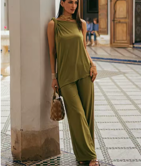 New Backless Top With Solid Wide-leg Pant Set CODE: KAR3901
