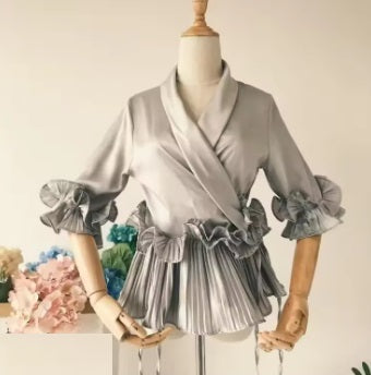 V word pleated chiffon top CODE: mon1235