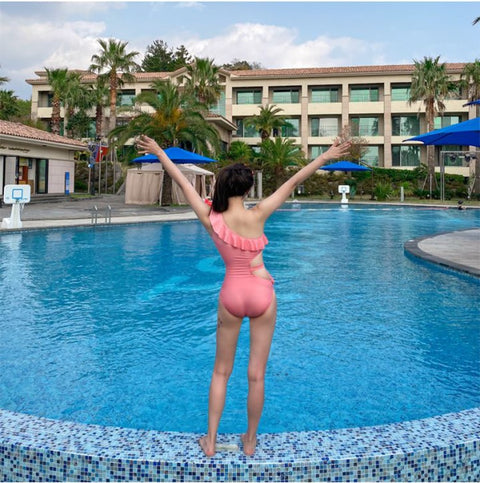 New Swimsuit Solid Color Single Shoulder Hollow Waist Lace-up Bow Swimwear CODE: KAR1026