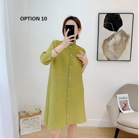 Stand Collar Three Quarter Sleeve Pleated New Single Breasted Loose Solid Color Coat CODE: KAR1086