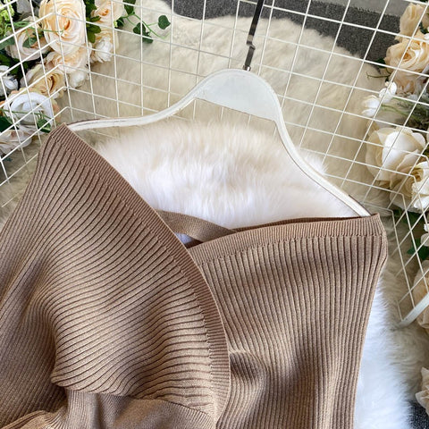New Crop V-Neck Crop Top Puff Sleeve Elastic High Waist Knit Pleated Skirt Two Piece Set CODE: KAR1221