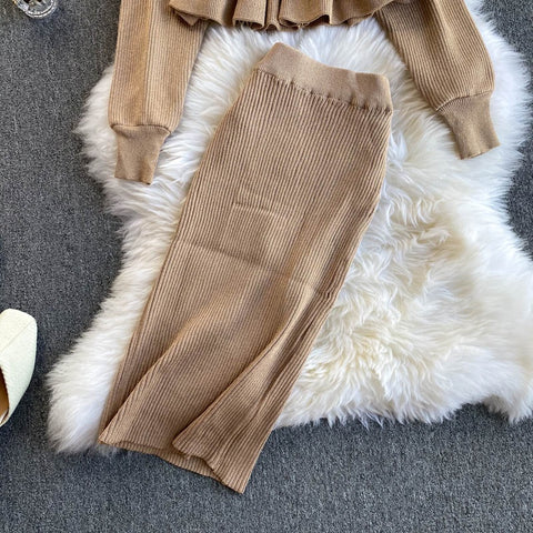 New Crop V-Neck Crop Top Puff Sleeve Elastic High Waist Knit Pleated Skirt Two Piece Set CODE: KAR1221