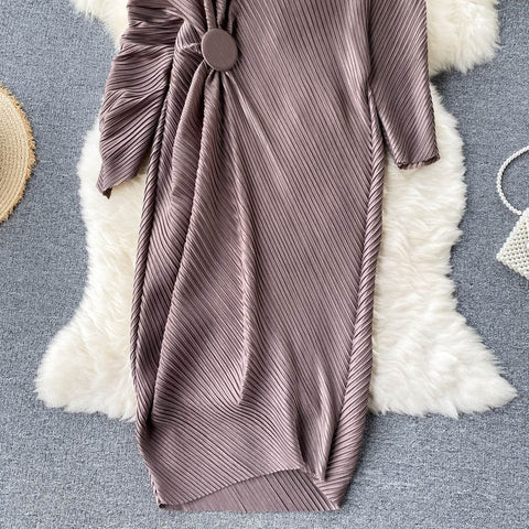 New Chic and Simple Outfit, Solid Color with Pleats, Straight Round Neck Midi Dress CODE: KAR1225
