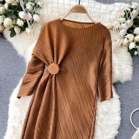 New Chic and Simple Outfit, Solid Color with Pleats, Straight Round Neck Midi Dress CODE: KAR1225