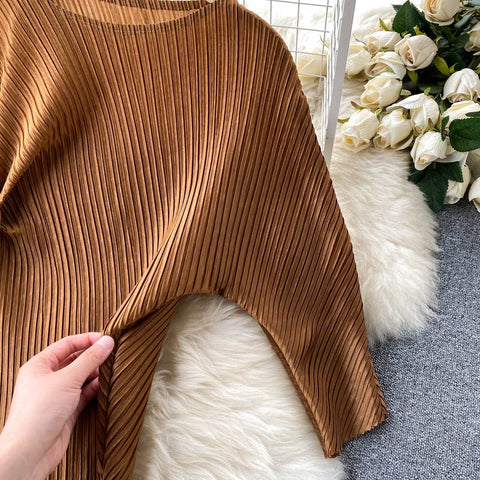 New Chic and Simple Outfit, Solid Color with Pleats, Straight Round Neck Midi Dress CODE: KAR1225