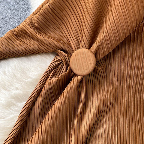 New Chic and Simple Outfit, Solid Color with Pleats, Straight Round Neck Midi Dress CODE: KAR1225
