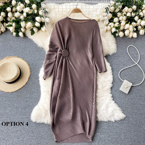 New Chic and Simple Outfit, Solid Color with Pleats, Straight Round Neck Midi Dress CODE: KAR1225