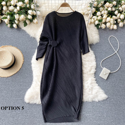 New Chic and Simple Outfit, Solid Color with Pleats, Straight Round Neck Midi Dress CODE: KAR1225