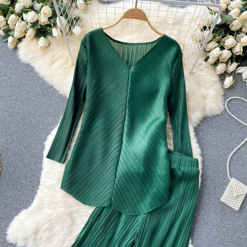New Long Sleeve V-Neck Top, Wide Legs, Solid Color Pleated Two Piece Set CODE: KAR1226