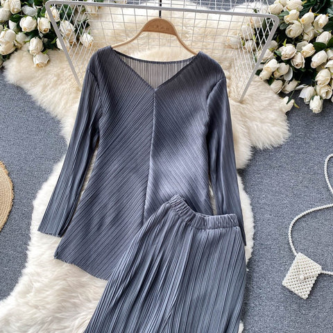 New Long Sleeve V-Neck Top, Wide Legs, Solid Color Pleated Two Piece Set CODE: KAR1226