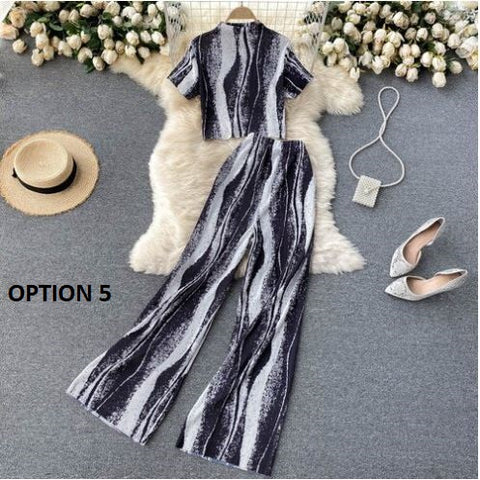 New short sleeve top and high waist pants, pleated Two piece Set CODE: KAR1229