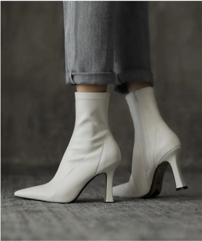 New ankle with thin heel boot CODE: KAR1374