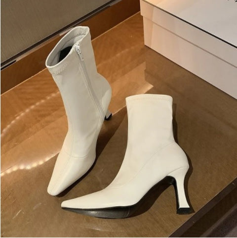 New ankle with thin heel boot CODE: KAR1374