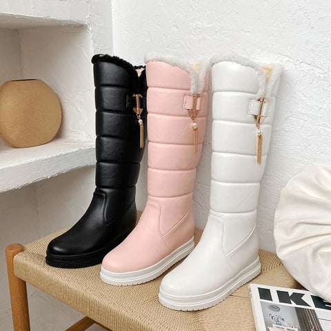 New Comfortable Simple Casual  Flat Heel Soft Winter Boots CODE: KAR1387