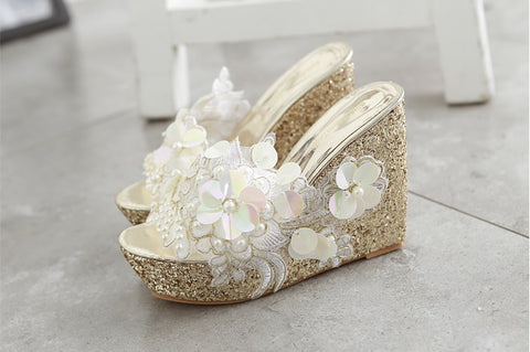 Flowers Lace Pearls Clear Wedge Super Flip flops Platform Sandal CODE: KAR1422