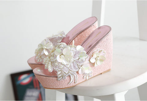 Flowers Lace Pearls Clear Wedge Super Flip flops Platform Sandal CODE: KAR1422