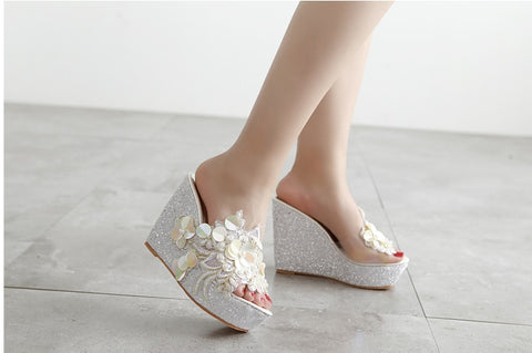 Flowers Lace Pearls Clear Wedge Super Flip flops Platform Sandal CODE: KAR1422