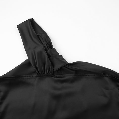 Sexy Diagonal Shoulder Satin Backing Crop Top CODE: KAR1437