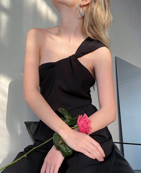 Sexy Diagonal Shoulder Satin Backing Crop Top CODE: KAR1437