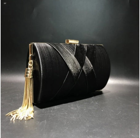 Luxury Silk Clutch Metal Chain Bags CODE: KAR1446