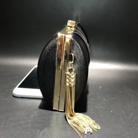 Luxury Silk Clutch Metal Chain Bags CODE: KAR1446