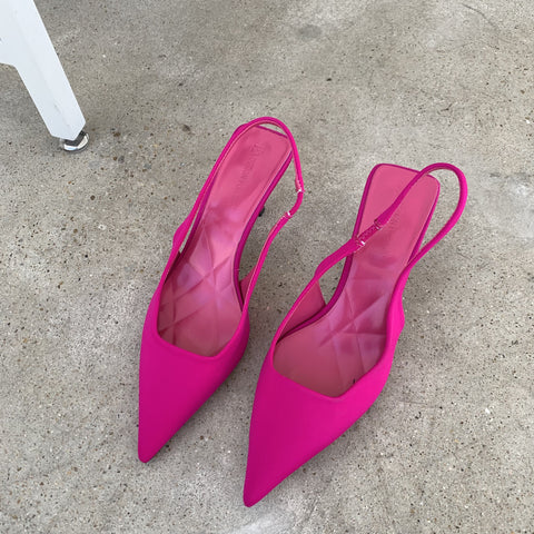 Summer New High-heeled Pointed Toe Sandals CODE: KAR1472