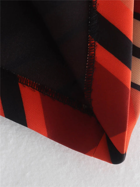 New Fashion Geometric Print  High Waist Short Elegant Vintage Skirt CODE: KAR1522