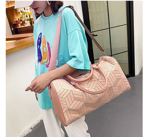 New Large Capacity with Shoe Storage Clothes Bag CODE: KAR1544