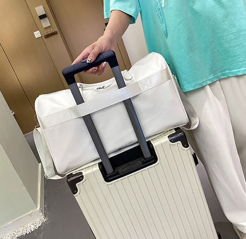 New Large Capacity with Shoe Storage Clothes Bag CODE: KAR1544