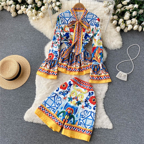 Summer Court Flare Long Sleeve Bow Printed Top + Shorts High Waist 2 Piece Set CODE: KAR1553