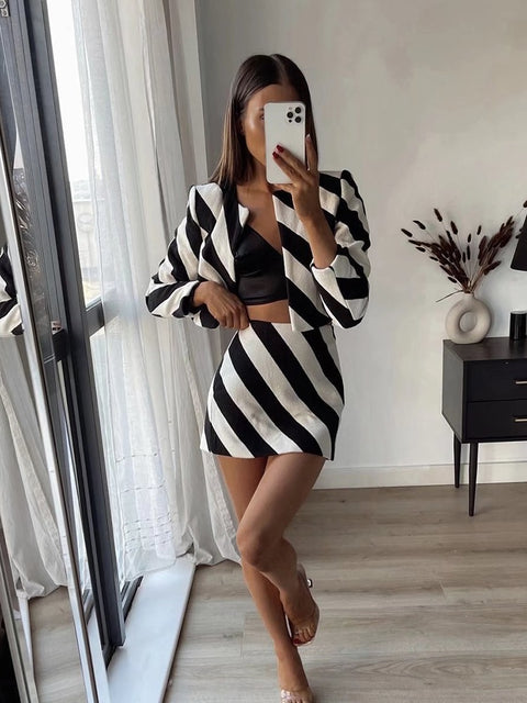 Summer Fashion Slim Skirt Striped Two Piece Set CODE: KAR1568