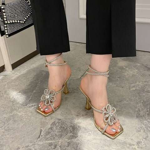 Summer Fashion High Heels Crystal Flower Rhinestone Square Toe Heels Sandals CODE: KAR1571