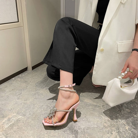 Summer Fashion High Heels Crystal Flower Rhinestone Square Toe Heels Sandals CODE: KAR1571