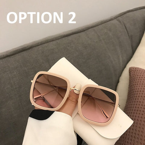 New Square Oversized Sun Glasses CODE: KAR1582