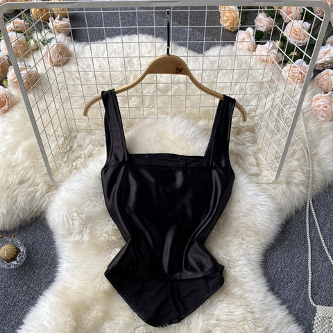 New Solid Short Beading Sleeveless Slim Sexy Backless Tank Crop Top CODE: KAR1593