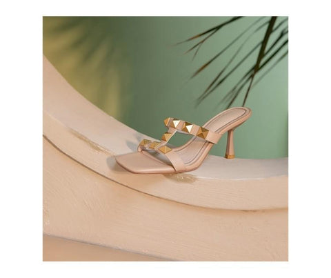 New Fashion Thin Heel Square Toe with Rivet Slide Slipper CODE: KAR1600