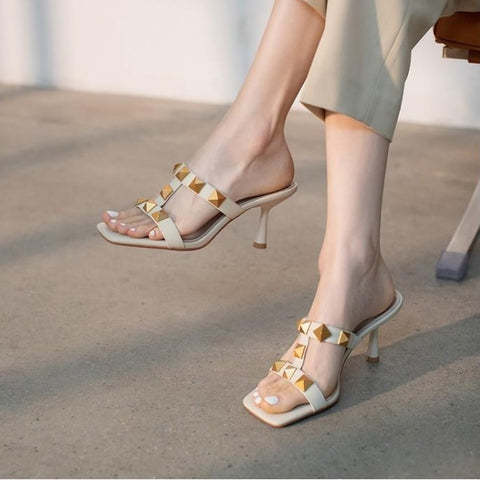 New Fashion Thin Heel Square Toe with Rivet Slide Slipper CODE: KAR1600
