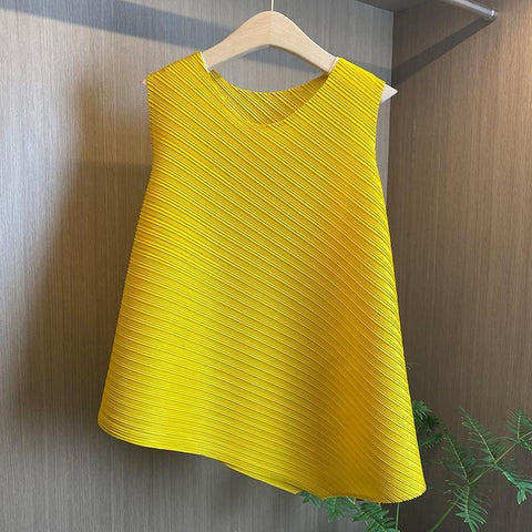 Summer irregular A-line sleeveless loose large size t-shirt CODE: KAR1609