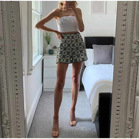 Summer Elegant Embroidery Casual High Waist Side Zipper Short CODE: KAR1625