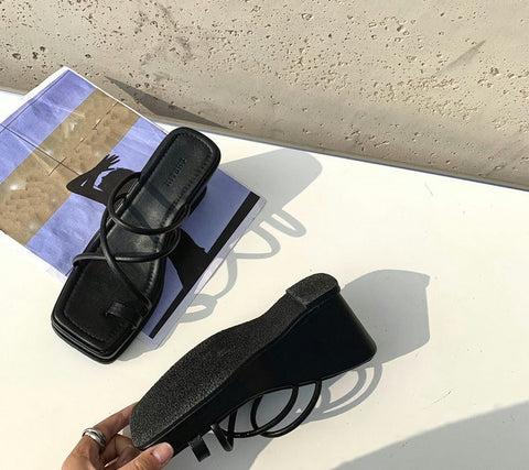 Autumn Outer Wear Slippers CODE: KAR1629