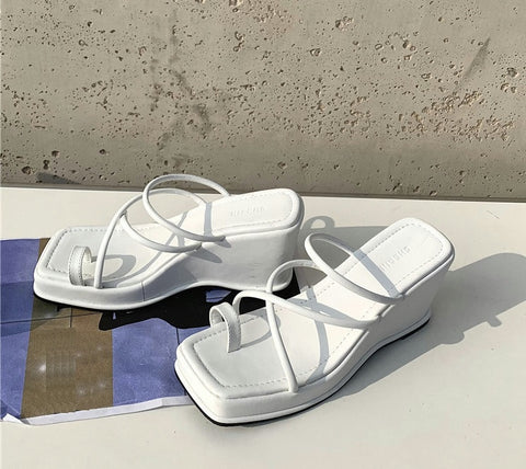 Autumn Outer Wear Slippers CODE: KAR1629