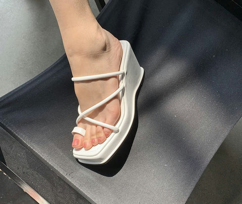 Autumn Outer Wear Slippers CODE: KAR1629