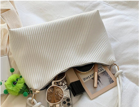 New Fashion Casual Striped Pleated Stylish Shoulder Bag CODE: KAR1720