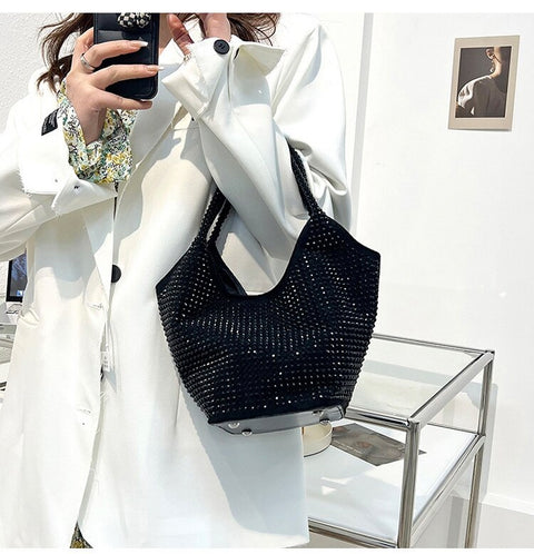 New One Shoulder Fashion Trend Bright Diamond Large Capacity Bucket Bag  CODE: KAR1731