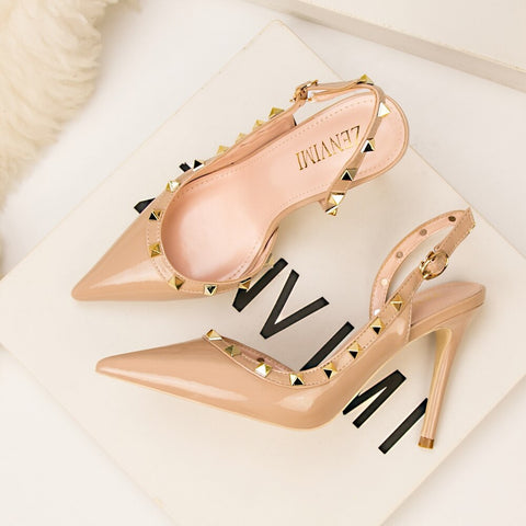 Sexy Slim Rivet Pointed Toe Studded Pumps Heels CODE: KAR1757