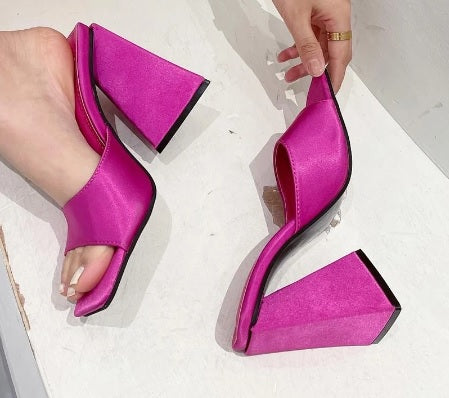 New Arrival Sexy Street Party Square Toe Silk Triangle Square Heels CODE: KAR1789