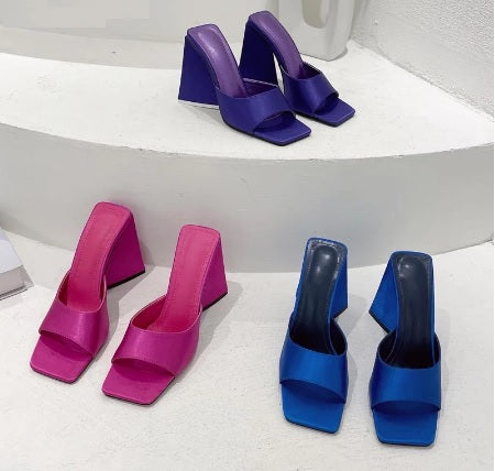 New Arrival Sexy Street Party Square Toe Silk Triangle Square Heels CODE: KAR1789